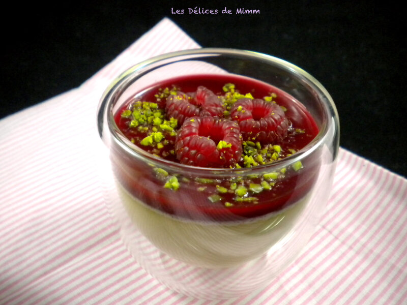 Panna cotta pistaches et framboises 5