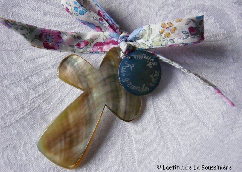 Croix en nacre (pour couples)