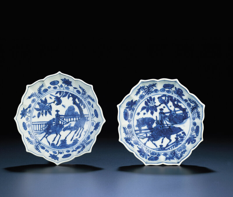 A rare pair of blue and white octafoil saucers, Longqing six-character marks within double circles and of the period (1567-1572)