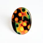 bague-noire-jaune-orange-vert-neon