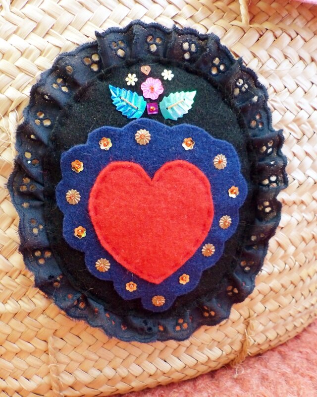 coeur-mexicain-feutrine-dia-de-muertos-diy-sequins-paillettes