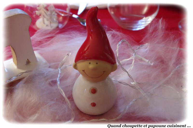Ma table sapin et ses lutins-7585