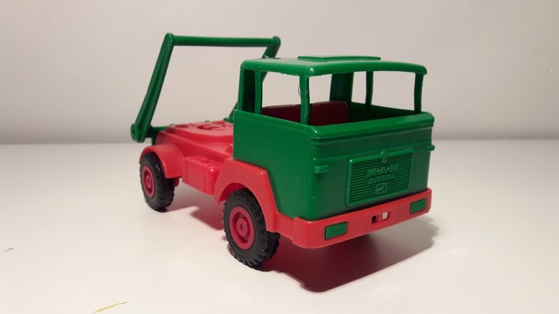 JB 00476