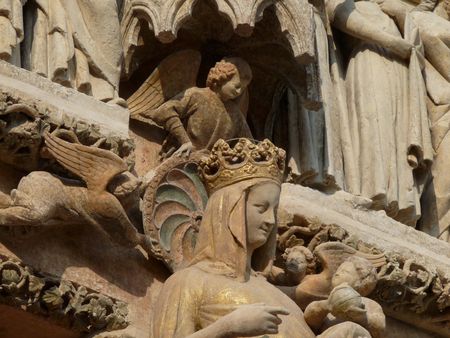 amiens_cathedrale_vierge_doree_021