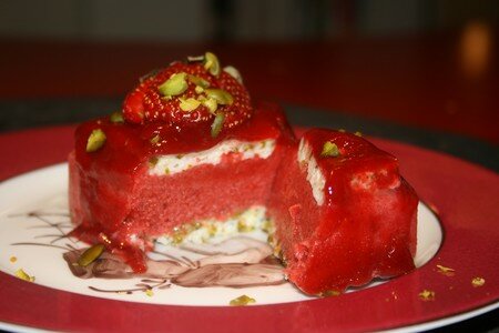 meringue_glac_e_fraise_pistache_2