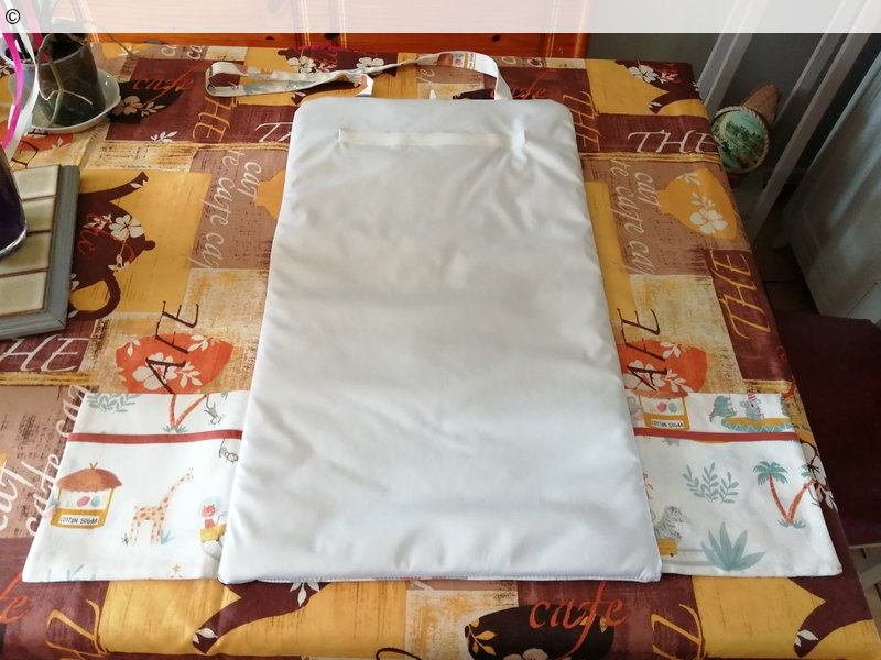 bloggif_626809571eb00
