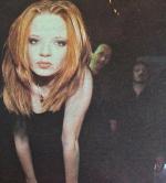 1995-09-28-UK-Top_Of_The_Pops-backstage-1-4