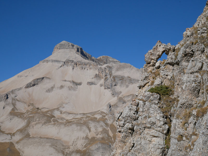 Grand Ferrand et petite arche