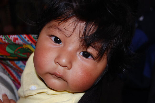 petite-peruvienne-enfants--24dc01T650