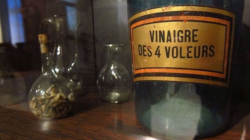 Vinaigre des 4 voleurs