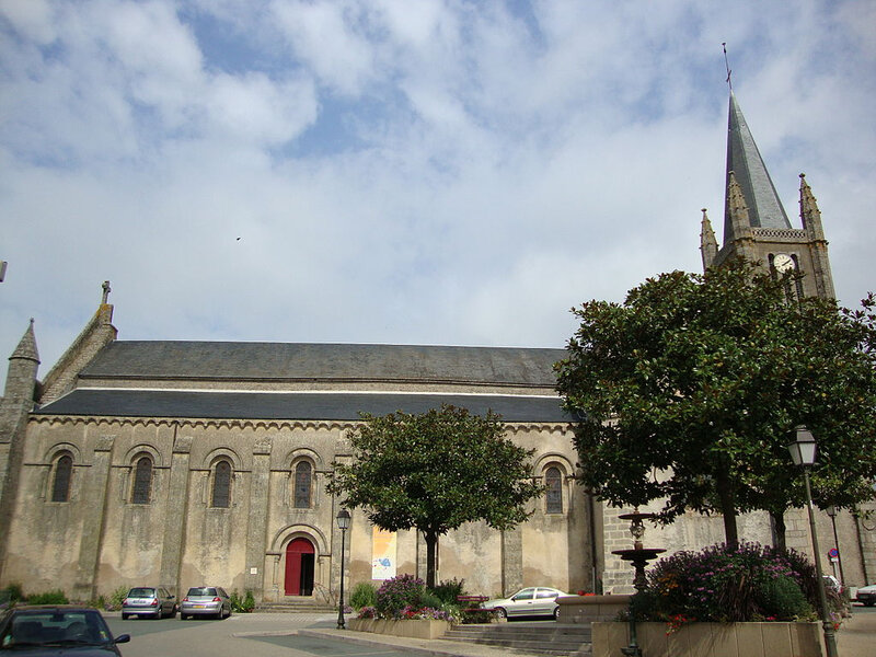 Église_Saint-Pierre_de_Mortagne-sur-Sèvre