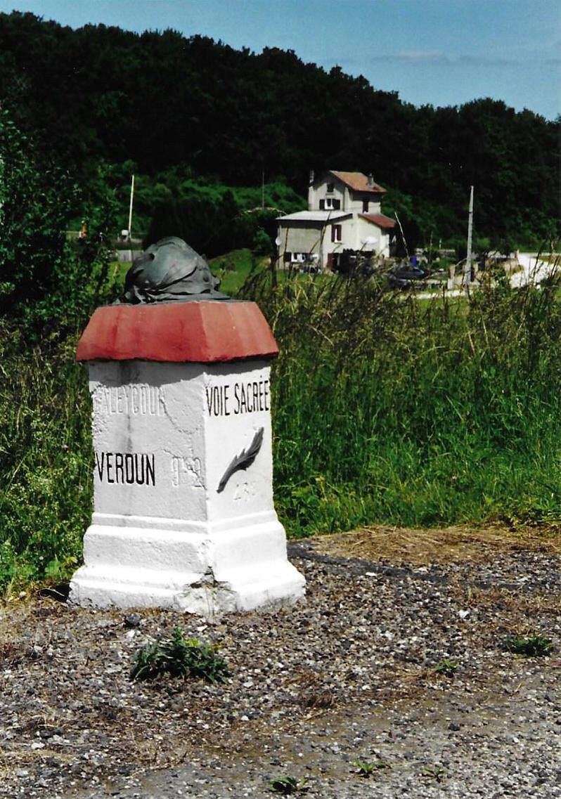 La voie sacrée, borne (55)