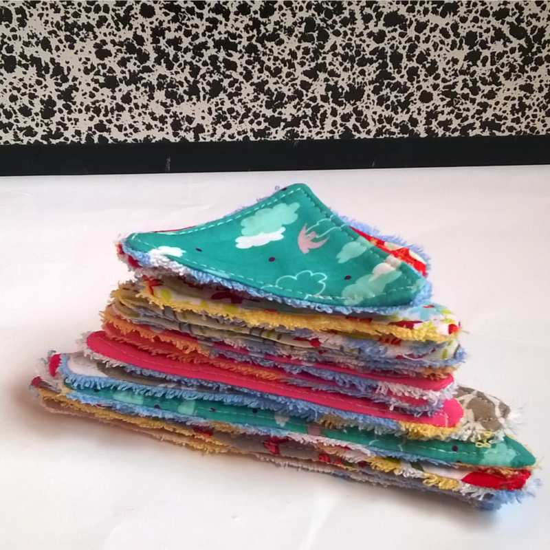 Lingettes-démaquillantes-lavables-triangulaires