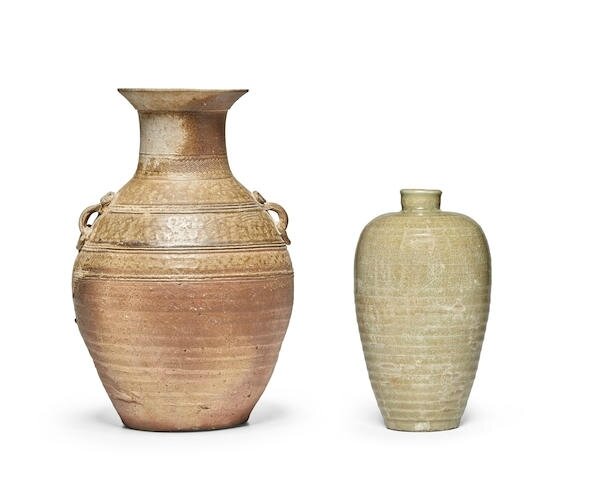 A Yueyao stoneware vase, Han dynasty