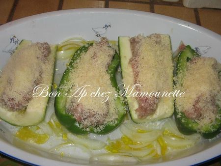 Poivrons et courgettes farcis 005