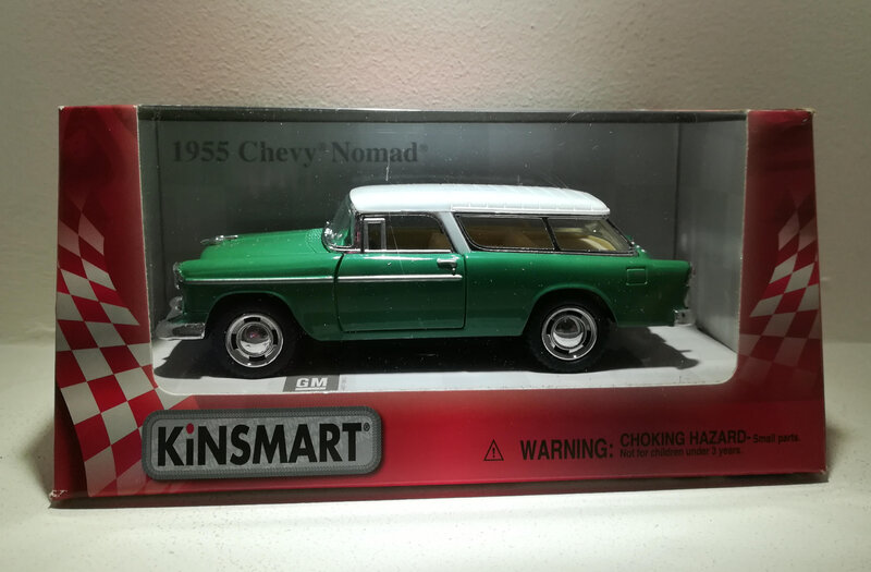 Chevrolet Nomad de 1955 (Kinsmart)