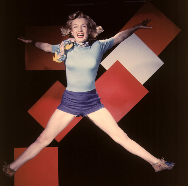 1949-studio-jump_sitting-010-1-by_willinger-1-1a