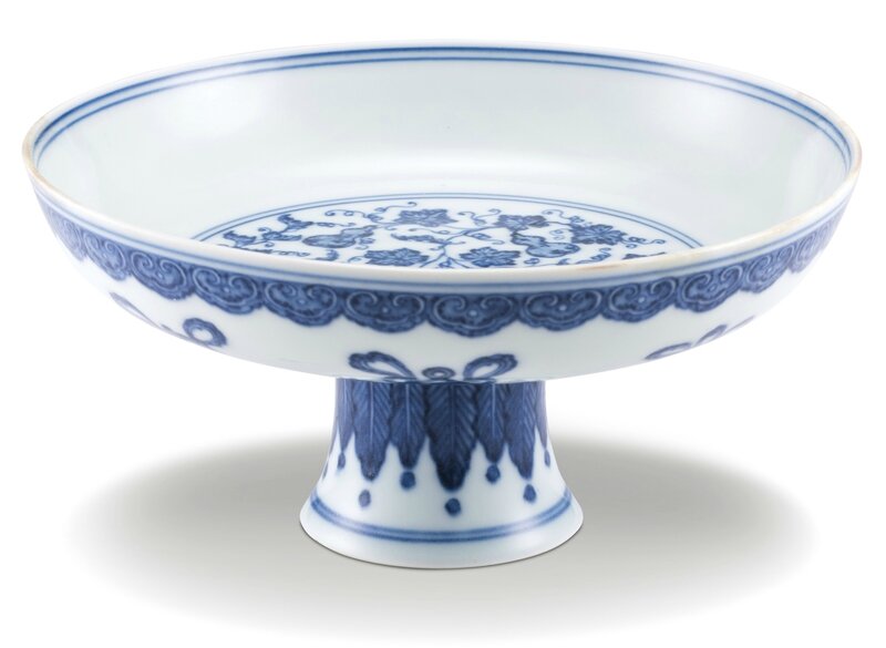 A blue and white 'Gourd and Wine' tazza, Mark and period of Yongzheng (1723-1735)
