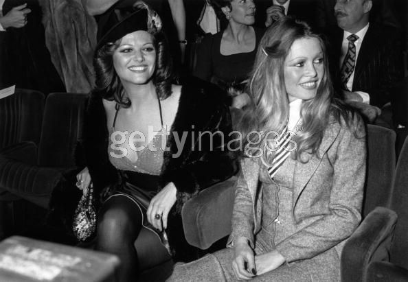 1971-12-16-premiere_les_petroleuses-avec_claudia-030-1