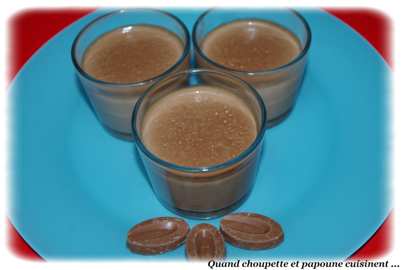 petits pots de crème au chocolat au lait-310