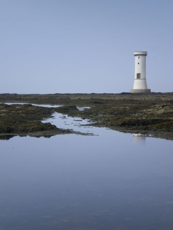 Phare_et_plage_de_Damgan_030