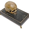 A skull with engraved signs of the Dresden <b>freemason</b> 