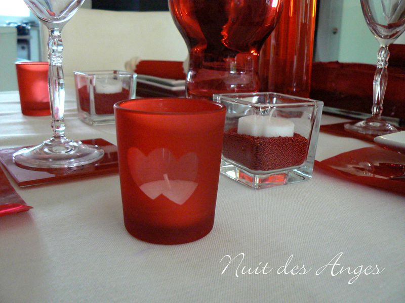 Nuit des anges décoratrice de mariage décoration de table rouge 012