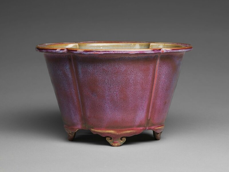 Lobed Quatrefoil Flowerpot with Four Cloud Scroll Feet, Ming dynasty, 1368-1644, probably 15th century