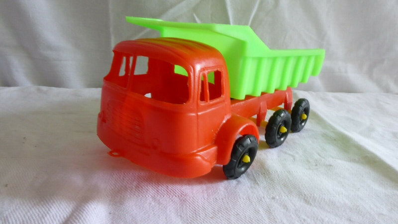 JB 00983