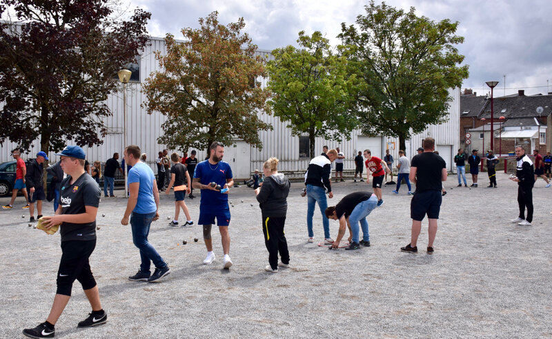 VILLAGE VACANCES 2020 CONCOURS PÉTANQUE place Carnot