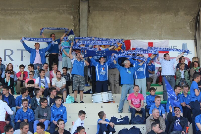 US Avranches supporters CFA football 2014