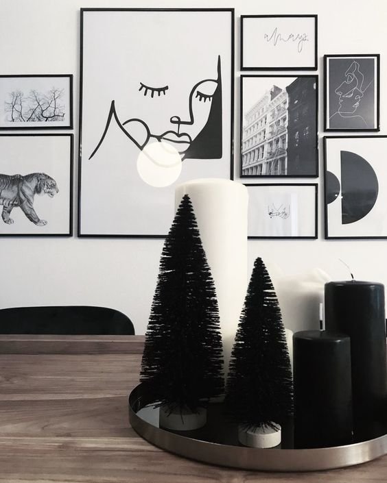 deco_noel_noir_sapin_goupillon