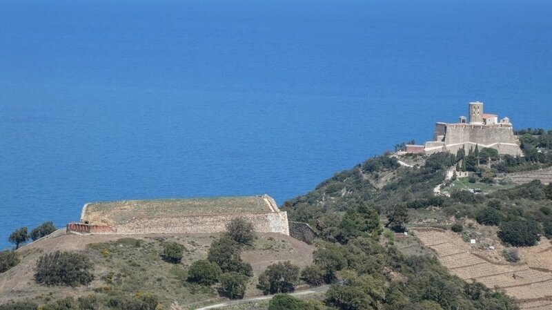 fort Dugommier et fort Saint Elme