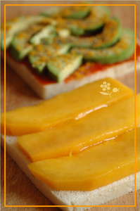 Croque avocat, curry, mangue, tomate_2