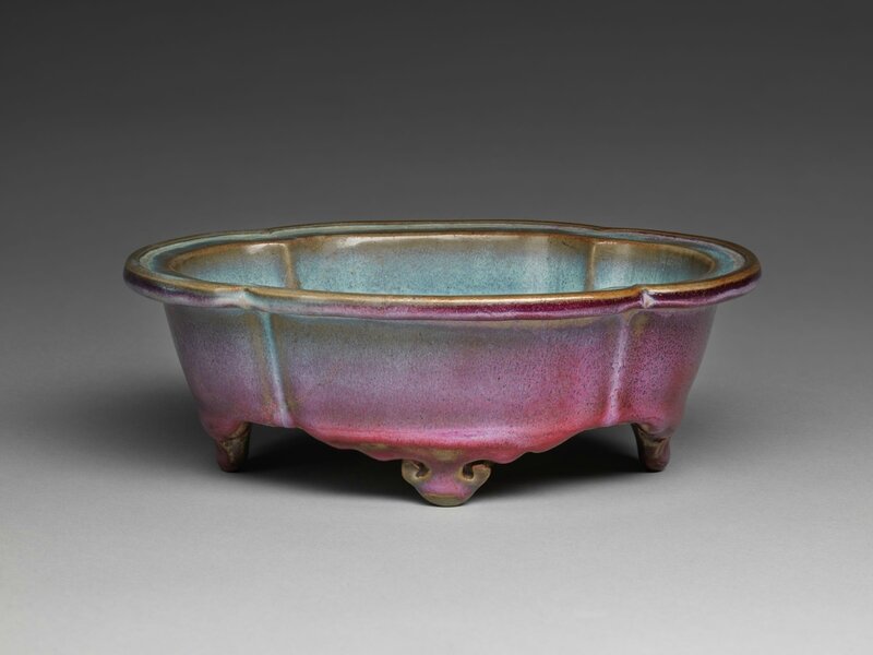 Lobed Quatrefoil Basin with Four Cloud Scroll Feet, Ming dynasty, 1368-1644, probably 15th century (1)