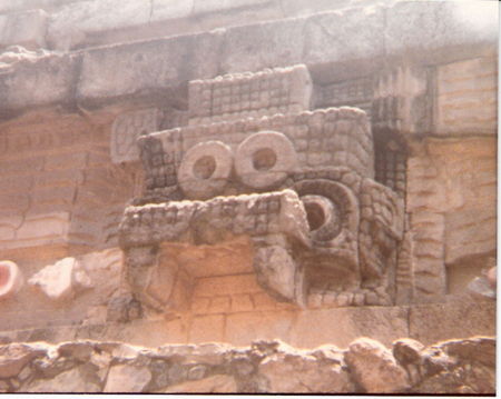 Teotihuacan___Temple_of_Quetzalcoatl_figure
