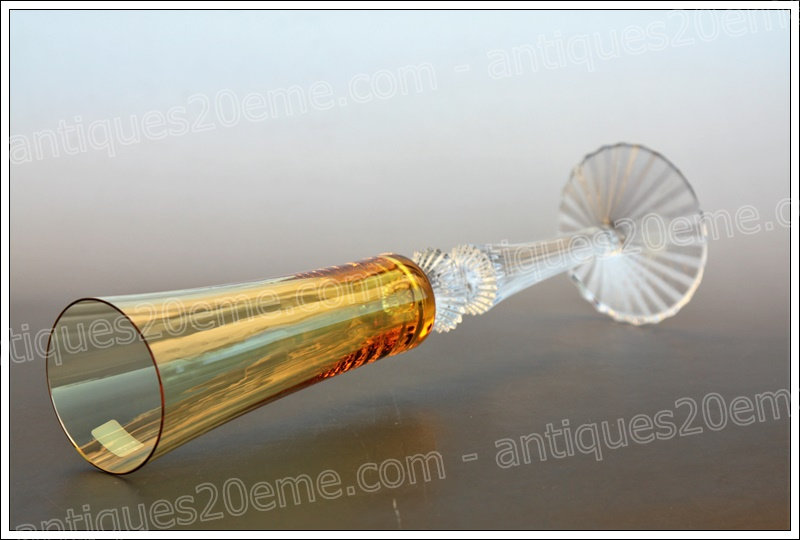 Antiques20ème, Flûtes à champagne cristal Baccarat Mille Nuits Flutissimo design Mathias