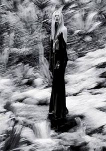 aw12