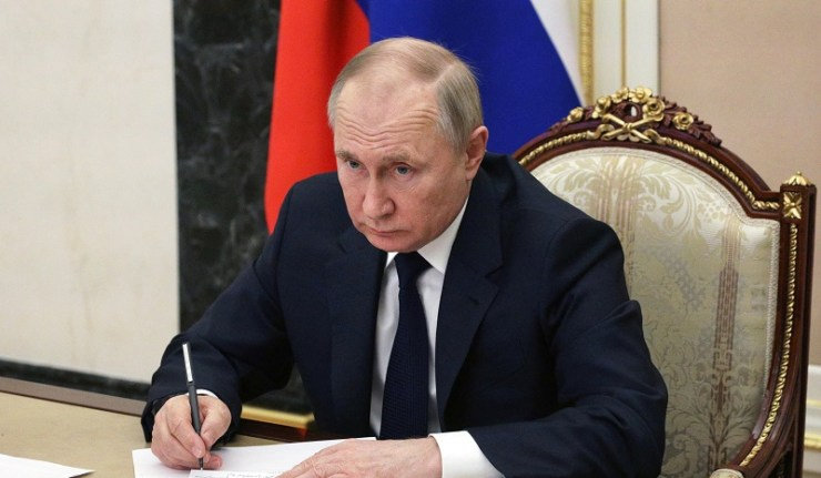 POUTINE VLADIMIR CHEF DE GUERRE