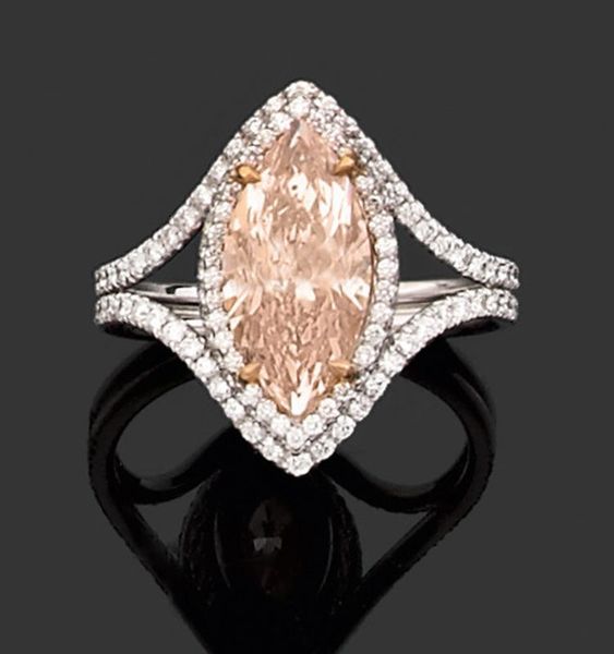 bague_marquise_en_or_gris_1353597828684203