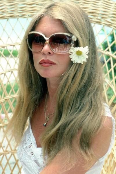 1979-08-session_paris_match-020-1