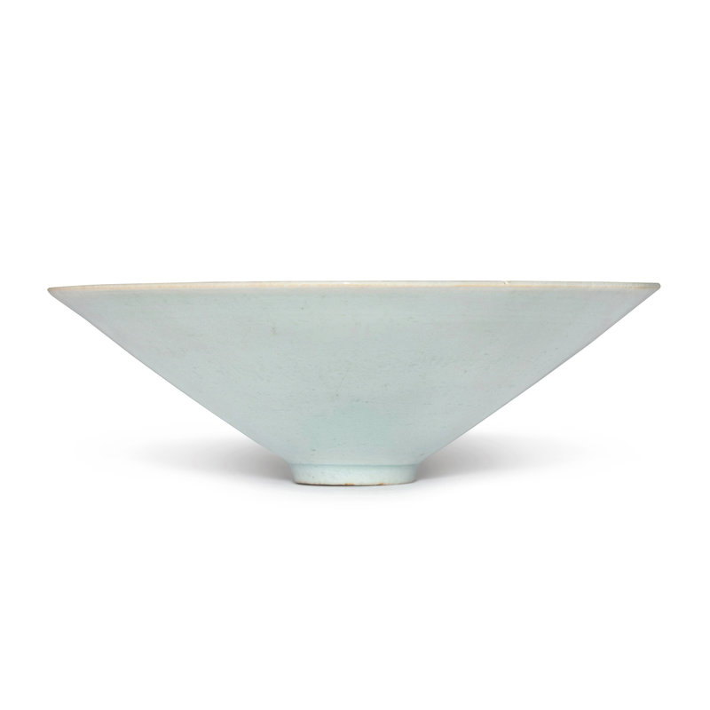 A molded Qingbai 'phoenix' bowl, Southern Song-Yuan dynasty