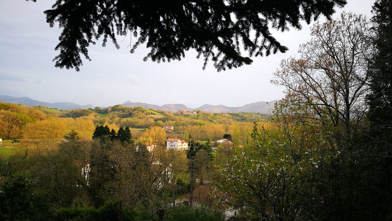 Cherchebruit, vue panoramique de printemps (64)