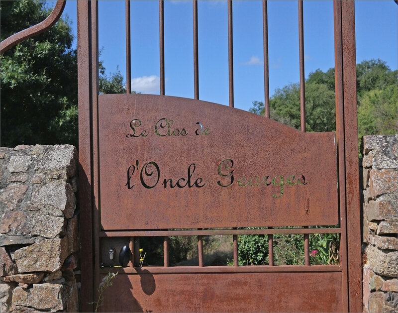 Promenade Argenton Clos oncle Georges 200819 ym 4 porte