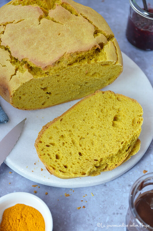 pain au curcuma vegan - turmeric bread golden bread (1)