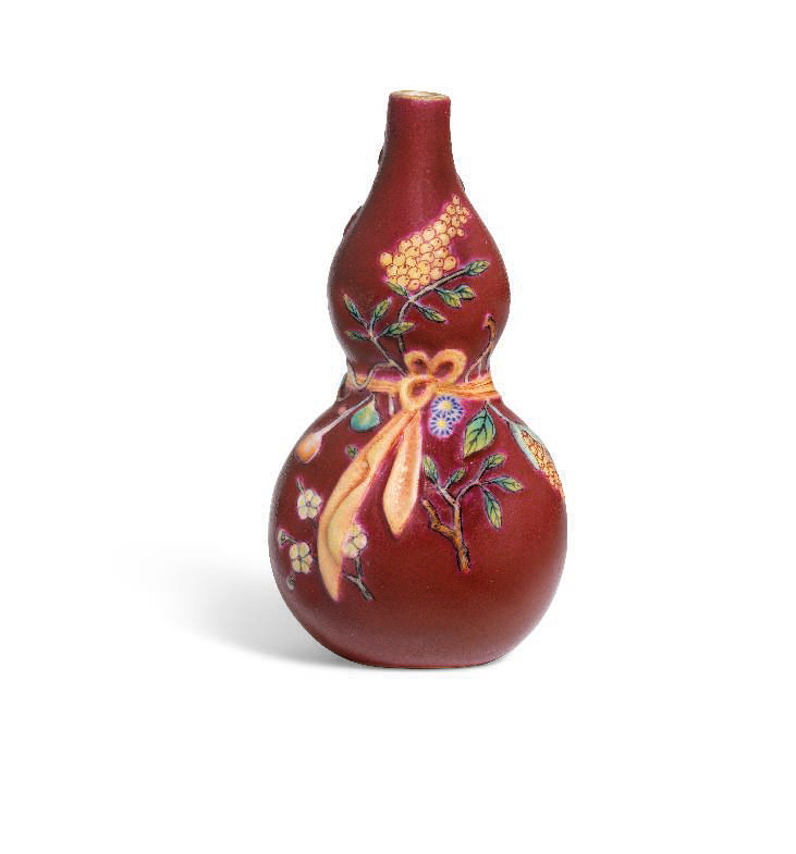 An extremely rare Imperial ruby-ground falangcai 'double-gourd' snuff bottle, Imperial Palace Workshops, Qianlong four-character mark in blue enamel and of the period (1736-1795)