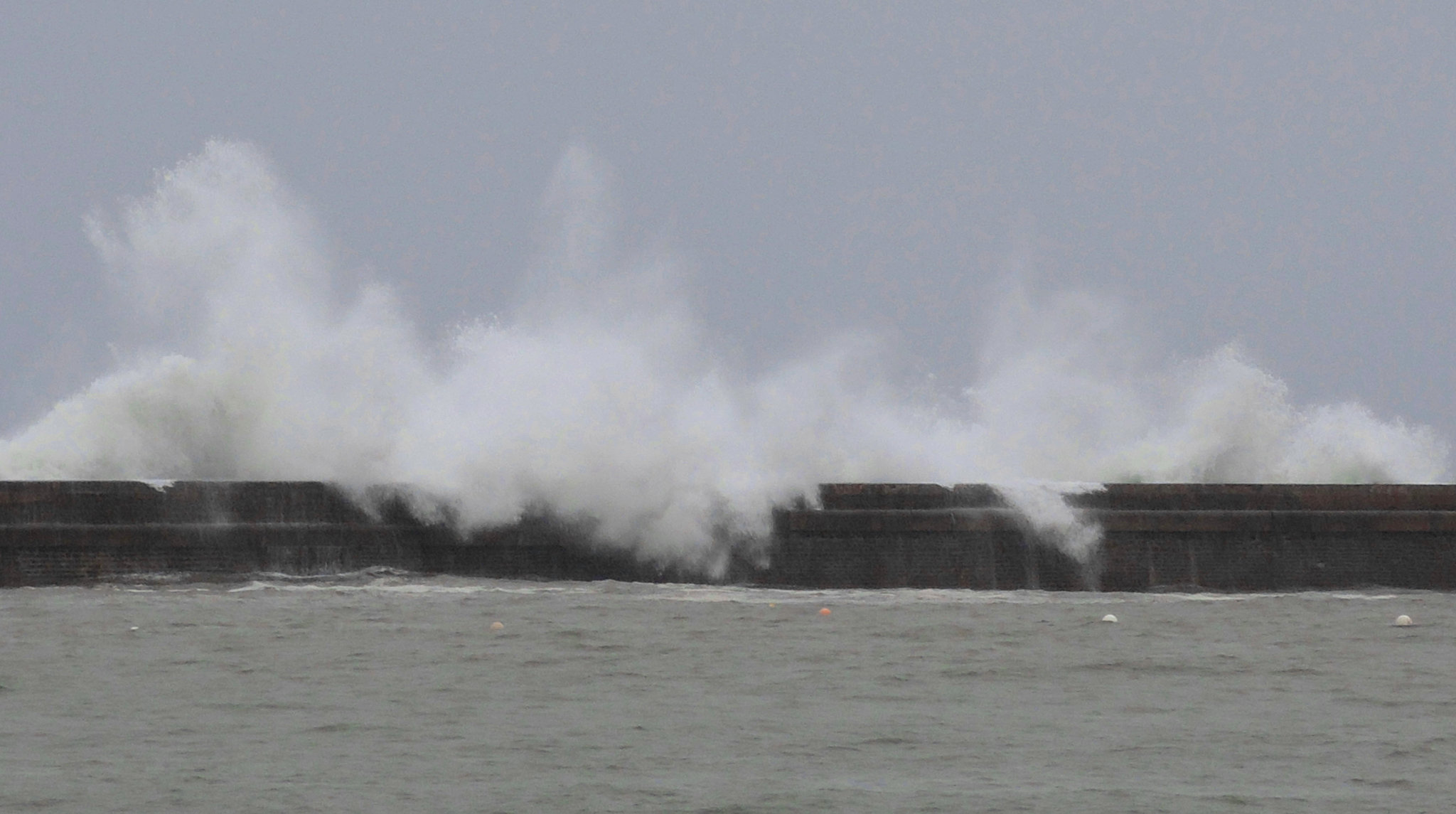 Socoa, vagues lointaines de novembre 2022