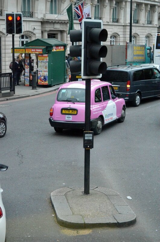 taxi-rose Londres