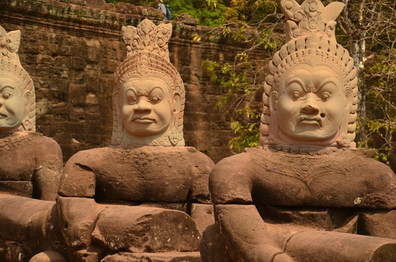 Angkor Thom ponnt d'accès01