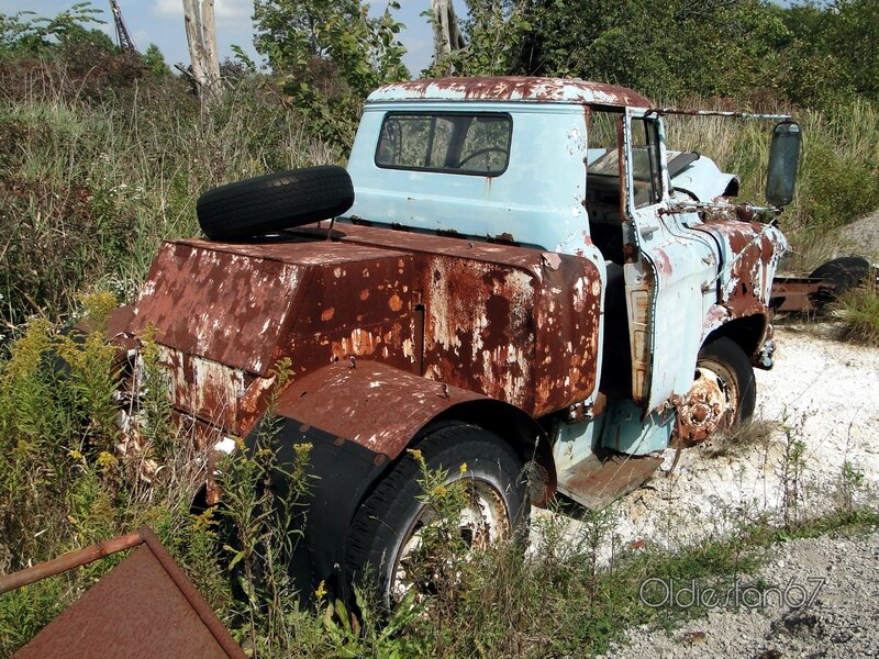 chevrolet-lcf-1957-b